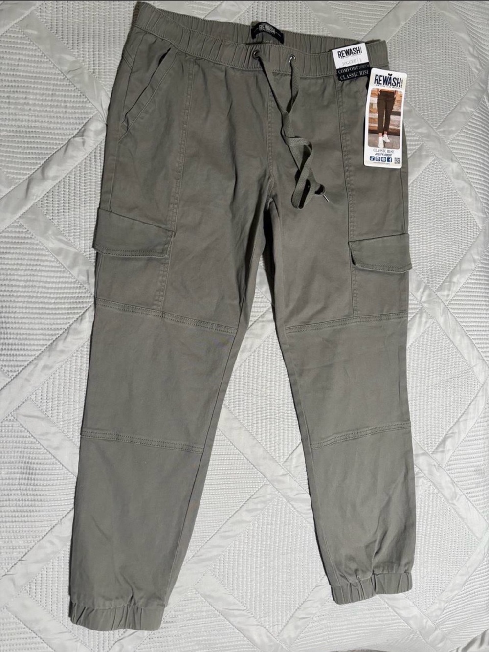 Rewash women’s Olive Cargo Jogger Pants